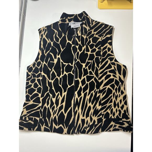 Carlisle Giraffe Print Corduroy Zip Vest (US 12) - Picture 9 of 12